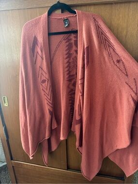 Me to We Rust Open-Front Aztec-Pattern Draped Cardigan